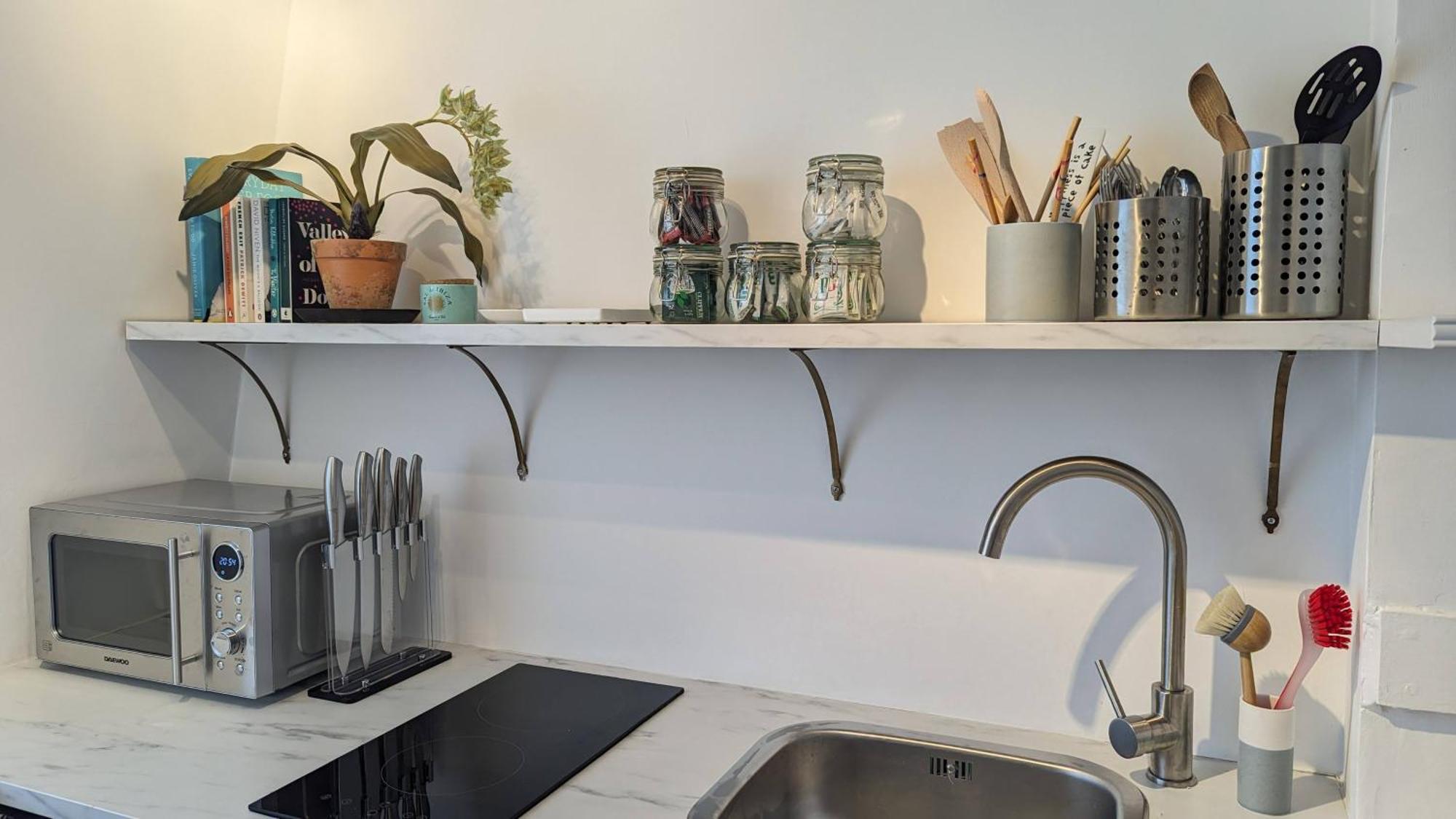 Charming & Quaint Old Compton Apartamento - Quiet Guests Only Allowed, No Parties Allowed, Over 25 Years Old Or Families Londra Dış mekan fotoğraf
